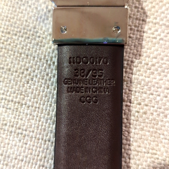 Dockers Men's Two-in-One Reversible Dress Belt Black with 38/95 Genuine Leather - Picture 6 of 9